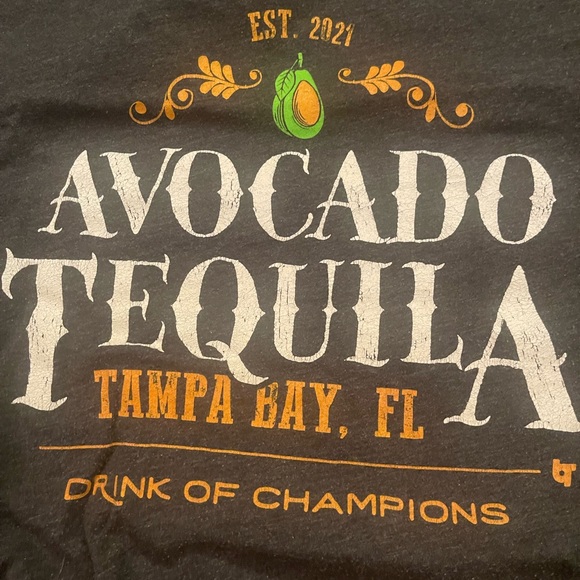 Tampa Bay Bucs T-Shirt - Picture 3 of 4